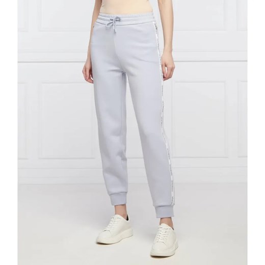 Emporio Armani Spodnie dresowe | Regular Fit ze sklepu Gomez Fashion Store w kategorii Spodnie damskie - zdjęcie 184510798