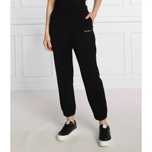 Calvin Klein Jeans Spodnie dresowe | Relaxed fit ze sklepu Gomez Fashion Store w kategorii Spodnie damskie - zdjęcie 184512015
