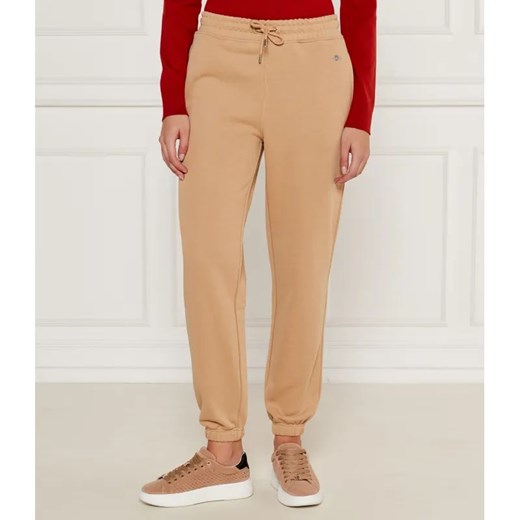 Gant Spodnie dresowe SHIELD | Relaxed fit ze sklepu Gomez Fashion Store w kategorii Spodnie damskie - zdjęcie 184512976