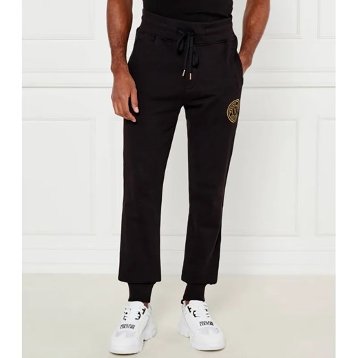 Versace Jeans Couture Spodnie dresowe | Regular Fit ze sklepu Gomez Fashion Store w kategorii Spodnie męskie - zdjęcie 184515407