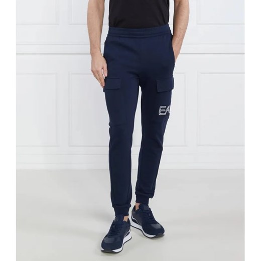 EA7 Spodnie dresowe | Regular Fit ze sklepu Gomez Fashion Store w kategorii Spodnie męskie - zdjęcie 184516378