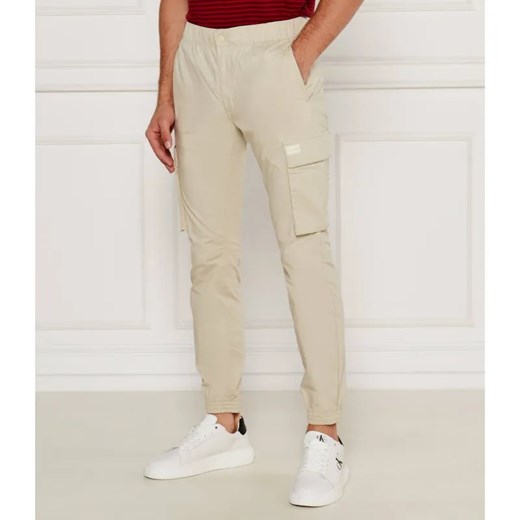 Calvin Klein Jeans Spodnie cargo | Slim Fit ze sklepu Gomez Fashion Store w kategorii Spodnie męskie - zdjęcie 184516485