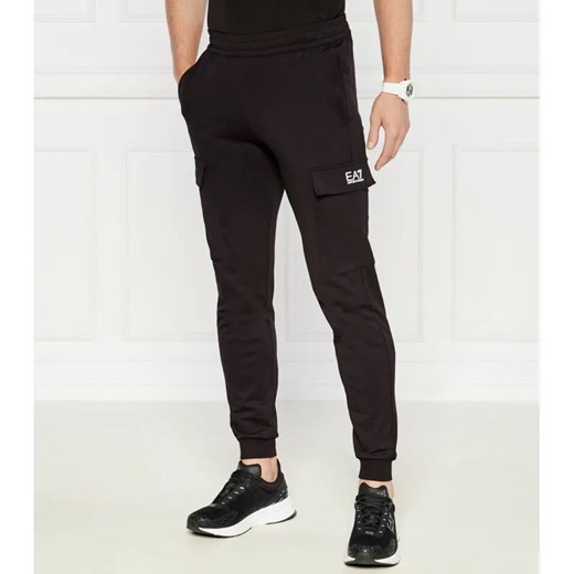 EA7 Spodnie dresowe | Slim Fit ze sklepu Gomez Fashion Store w kategorii Spodnie męskie - zdjęcie 184517907