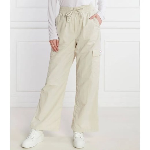 Tommy Jeans Spodnie cargo DAISY | Loose fit Tommy Jeans L okazyjna cena Gomez Fashion Store