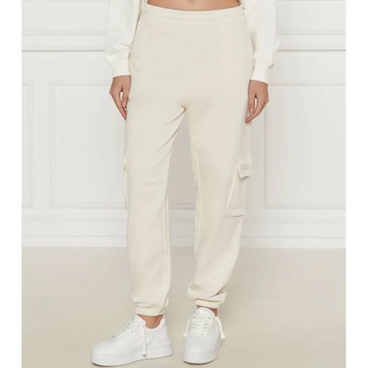 Hugo Blue Spodnie dresowe Naphira_B_1 | Regular Fit ze sklepu Gomez Fashion Store w kategorii Spodnie damskie - zdjęcie 184518205