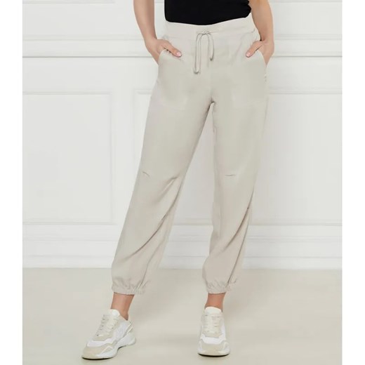 Joop! Spodnie Pina | Regular Fit ze sklepu Gomez Fashion Store w kategorii Spodnie damskie - zdjęcie 184518389
