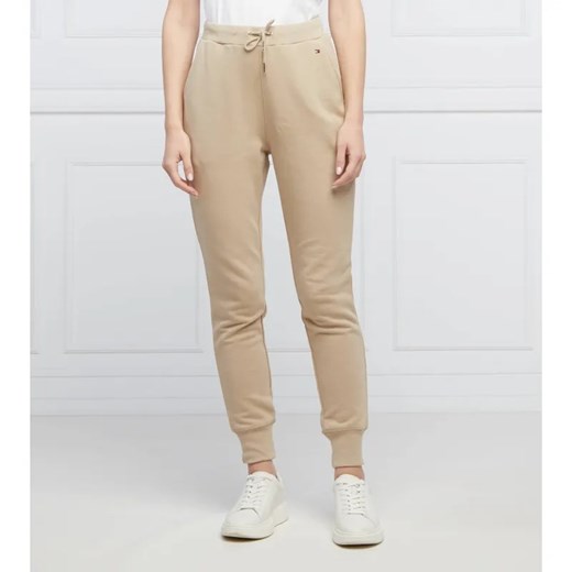 Tommy Hilfiger Spodnie dresowe | Regular Fit ze sklepu Gomez Fashion Store w kategorii Spodnie damskie - zdjęcie 184519269