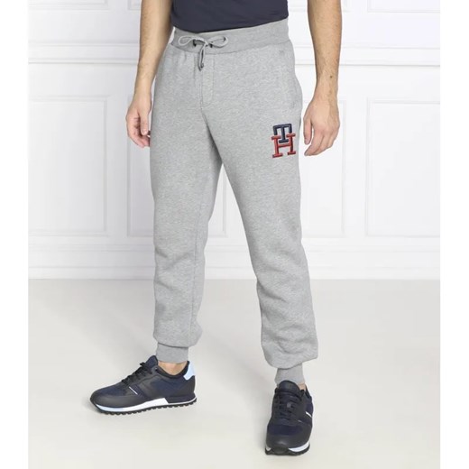 Tommy Hilfiger Spodnie dresowe | Regular Fit ze sklepu Gomez Fashion Store w kategorii Spodnie męskie - zdjęcie 184519925