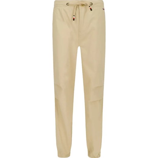 Tommy Hilfiger Spodnie cargo | Regular Fit ze sklepu Gomez Fashion Store w kategorii Spodnie chłopięce - zdjęcie 184521045