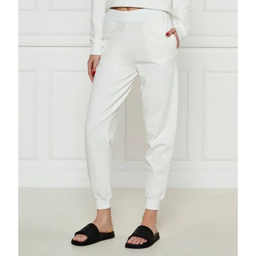 Hugo Bodywear Spodnie dresowe SHUFFLE | Regular Fit ze sklepu Gomez Fashion Store w kategorii Spodnie damskie - zdjęcie 184521836
