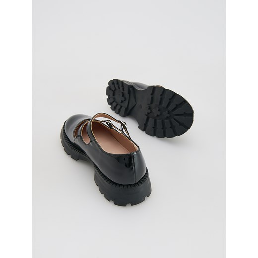 Reserved - Lakierowane loafersy - czarny Reserved 34 Reserved