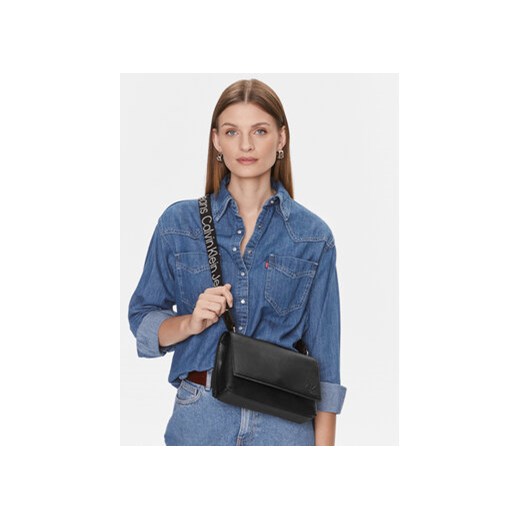 Torebka Calvin Klein Jeans Ultralight Ew Flap25 Pu K60K611556 Czarny 00 eobuwie.pl