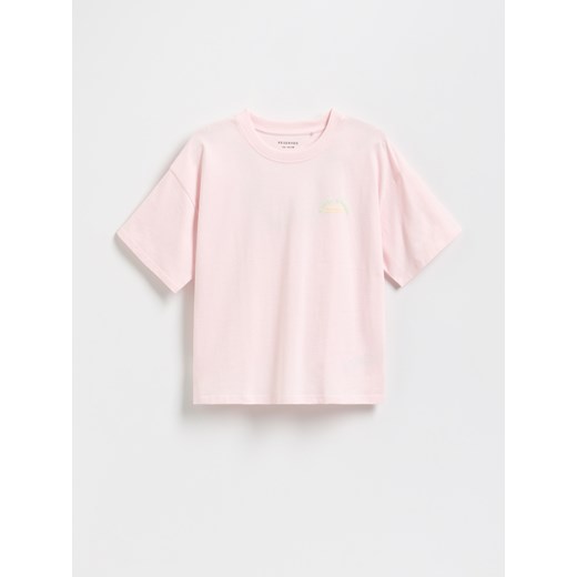 Reserved - T-shirt z nadrukiem na plecach - pastelowy róż ze sklepu Reserved w kategorii Bluzki dziewczęce - zdjęcie 184541919