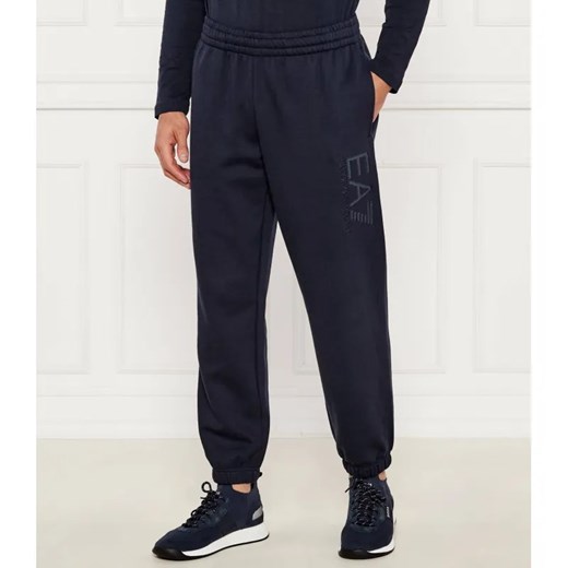 EA7 Spodnie dresowe | Modern fit ze sklepu Gomez Fashion Store w kategorii Spodnie męskie - zdjęcie 184542586