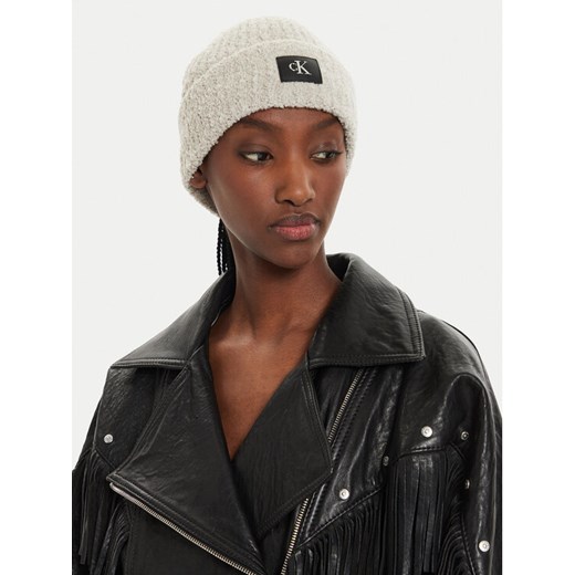 Calvin Klein Czapka Hardware K60K612652 Beżowy ze sklepu MODIVO w kategorii Czapki zimowe damskie - zdjęcie 184544877