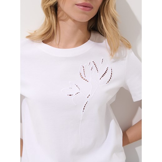 Mohito - T-shirt z ażurowym haftem - kremowy Mohito XL Mohito