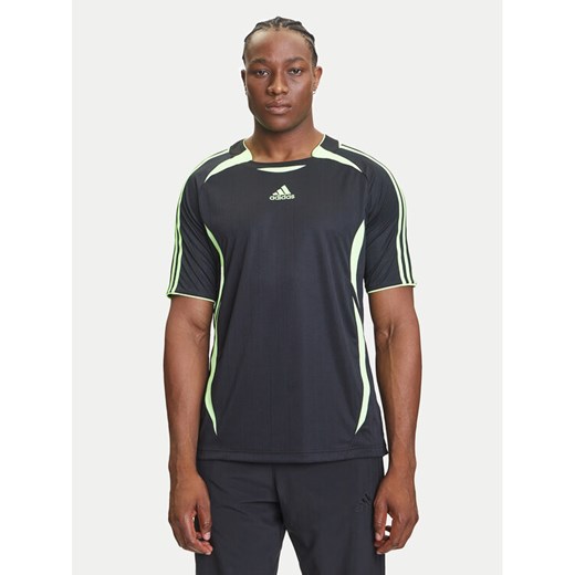 adidas T-Shirt Teamgeist adicolor JW5872 Czarny Loose Fit ze sklepu MODIVO w kategorii T-shirty męskie - zdjęcie 184553499