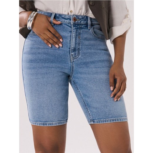 Sinsay - Szorty jeansowe high waist - niebieski ze sklepu Sinsay w kategorii Szorty - zdjęcie 184557125