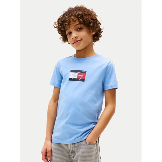 Tommy Hilfiger T-Shirt Script Flag KB0KB09725 Błękitny Regular Fit ze sklepu MODIVO w kategorii T-shirty chłopięce - zdjęcie 184565136
