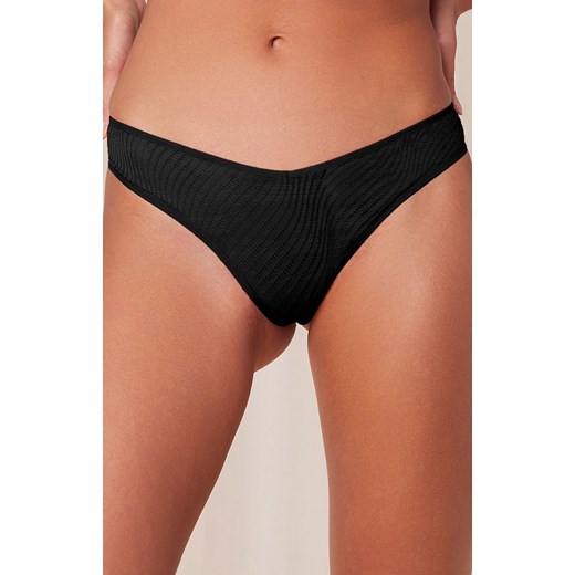 Triumph czarne figi brazylijskie Harmony Spotlight 10217381, Kolor czarny, Rozmiar 36, Triumph ze sklepu Intymna w kategorii Majtki damskie - zdjęcie 184570215