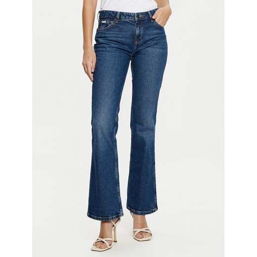 Guess Jeans Jeansy W5RA1S D5M44 Granatowy Regular Fit ze sklepu MODIVO w kategorii Jeansy damskie - zdjęcie 184575336