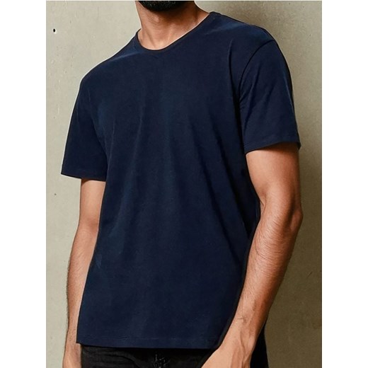Sinsay - Koszulka basic z dekoltem w serek - granatowy ze sklepu Sinsay w kategorii T-shirty męskie - zdjęcie 184579935