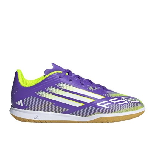 Buty piłkarskie adidas F50 Club In Jr JI0042 fioletowe ze sklepu ButyModne.pl w kategorii Buty sportowe dziecięce - zdjęcie 184595329