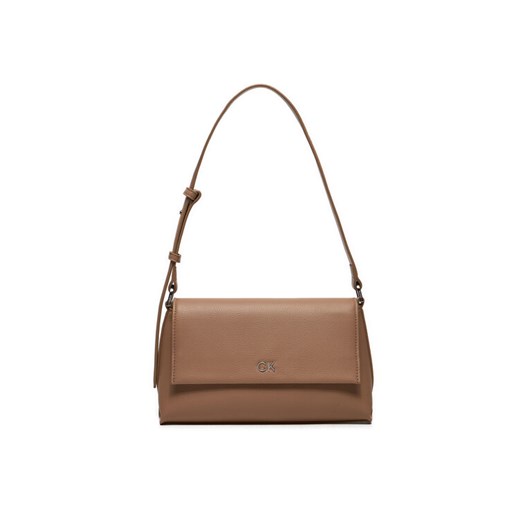 Torebka Calvin Klein Ck Daily Shoulder Bag Pebble K60K612139 Brązowy ze sklepu eobuwie.pl w kategorii Listonoszki - zdjęcie 184597037