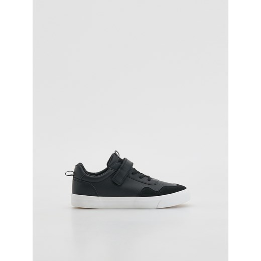Reserved - BOYS` SNEAKERS - czarny ze sklepu Reserved w kategorii Buty sportowe dziecięce - zdjęcie 184598545