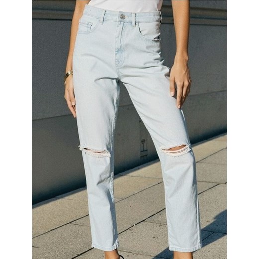 Sinsay - Jeansy mom high waist - niebieski ze sklepu Sinsay w kategorii Jeansy damskie - zdjęcie 184600429