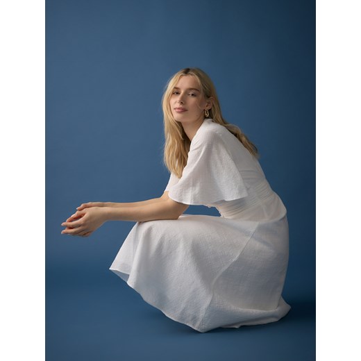 Reserved - Sukienka midi z bawełną - biały ze sklepu Reserved w kategorii Sukienki - zdjęcie 184602358