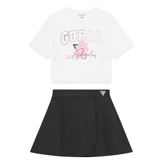 Guess Komplet t-shirt i spódniczka J5YG00 K6YW4 Biały Classic Fit ze sklepu MODIVO w kategorii Komplety dziewczęce - zdjęcie 184613229