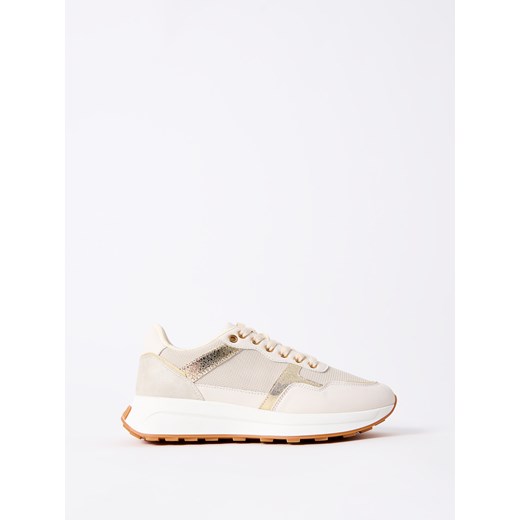 Mohito - Sneakersy - kremowy ze sklepu Mohito w kategorii Buty sportowe damskie - zdjęcie 184615938