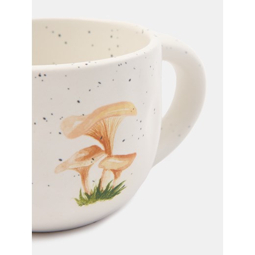 Sinsay - Nakrapiany kubek ceramiczny z nadrukiem kurek - wielobarwny Sinsay One Size Sinsay