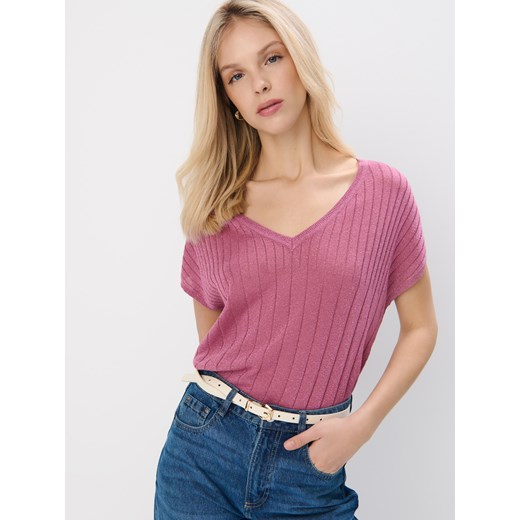Mohito - Różowy sweter z metalizowaną nitką - różowy ze sklepu Mohito w kategorii Swetry damskie - zdjęcie 184622097