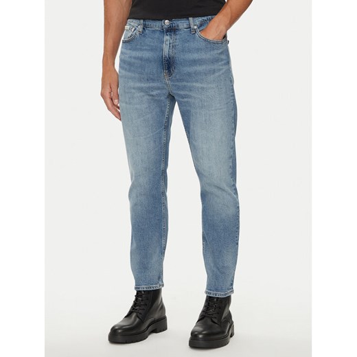 Calvin Klein Jeans Jeansy J30J325998 Niebieski Tapered Fit ze sklepu MODIVO w kategorii Jeansy męskie - zdjęcie 184623407