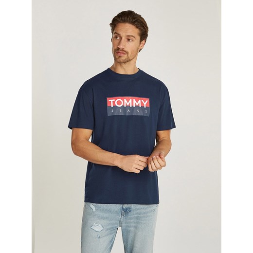 TOMMY JEANS Koszulka w kolorze granatowym ze sklepu Limango Polska w kategorii T-shirty męskie - zdjęcie 184627506