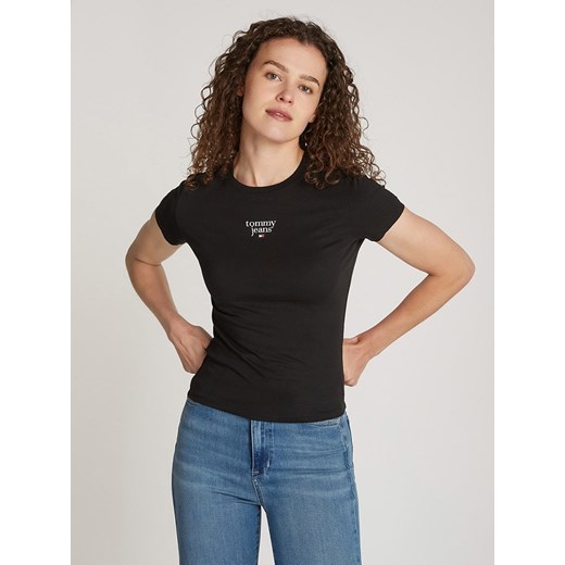 TOMMY JEANS Koszulka w kolorze czarnym ze sklepu Limango Polska w kategorii Bluzki damskie - zdjęcie 184627536