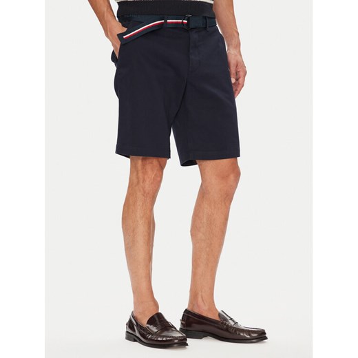 Tommy Hilfiger Szorty materiałowe Brooklyn MW0MW39706 Granatowy Regular Fit ze sklepu MODIVO w kategorii Spodenki męskie - zdjęcie 184632655