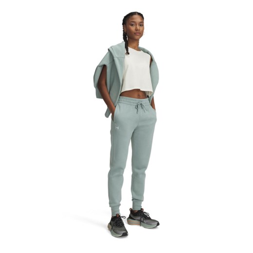 Damskie spodnie dresowe Under Armour UA Rival Fleece Jogger - zielone ze sklepu Sportstylestory.com w kategorii Spodnie damskie - zdjęcie 184648127