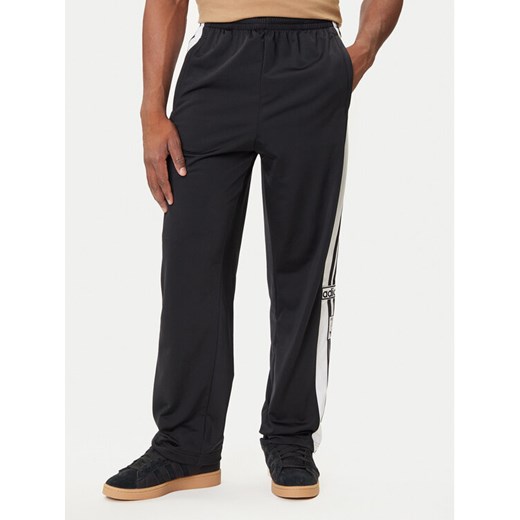 adidas Spodnie dresowe Adibreak JP3760 Czarny Regular Fit ze sklepu MODIVO w kategorii Spodnie męskie - zdjęcie 184657295