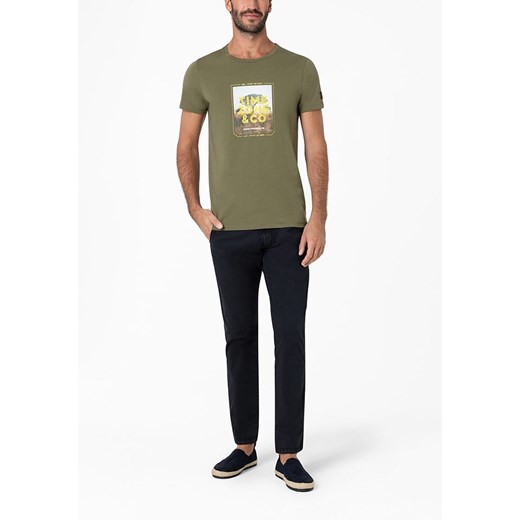 Timezone Koszulka "Photoprint" w kolorze khaki Timezone XXL promocyjna cena Limango Polska