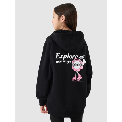 Dziewczęca bluza dresowa rozpinana z kapturem 4F 4FJRSS25TSWSF2057 - czarna ze sklepu Sportstylestory.com w kategorii Bluzy dziewczęce - zdjęcie 184659646