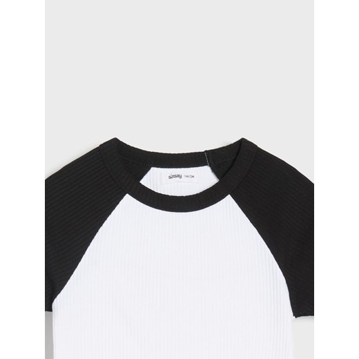 Sinsay - Koszulka z prążkowanej dzianiny - biały Sinsay 158 (12-13 l) Sinsay