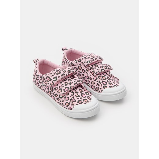 Sinsay - Trampki ze skórzaną wkładką we wzór w panterkę - różowy Sinsay 27 Sinsay