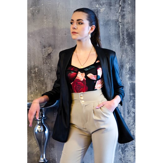 BODY W KWIATY Z DŁUGIMI RĘKAWAMI - CZARNE ze sklepu olika.com.pl w kategorii Body damskie - zdjęcie 184668958