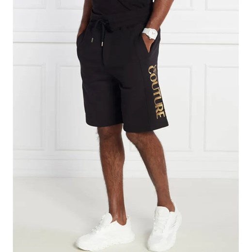 Versace Jeans Couture Szorty | Regular Fit ze sklepu Gomez Fashion Store w kategorii Spodenki męskie - zdjęcie 184671658
