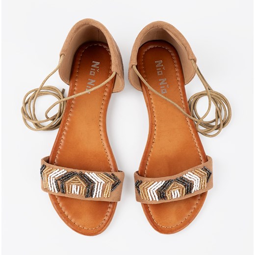 Shelvt Brązowe rzymianki z kolorowymi koralikami Shelvt 39 ButyModne.pl