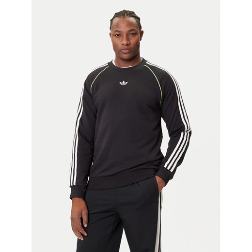 adidas Bluza adicolor Piping JW5918 Czarny Regular Fit ze sklepu MODIVO w kategorii Bluzy męskie - zdjęcie 184672746