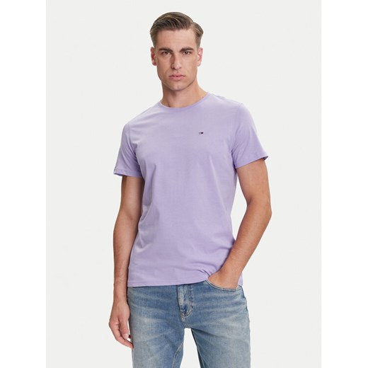 Tommy Jeans T-Shirt DM0DM04411 Fioletowy Slim Fit ze sklepu MODIVO w kategorii T-shirty męskie - zdjęcie 184672747